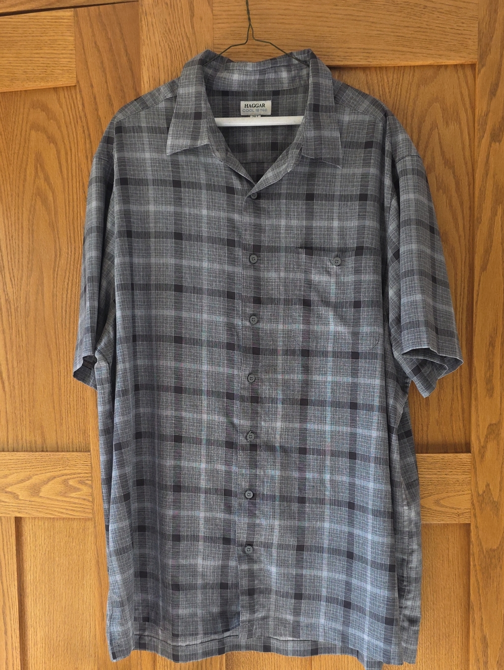 Haggar Cool 18 Tech Short Sleeve Plaid Button-Up Shirt in Gray and Black